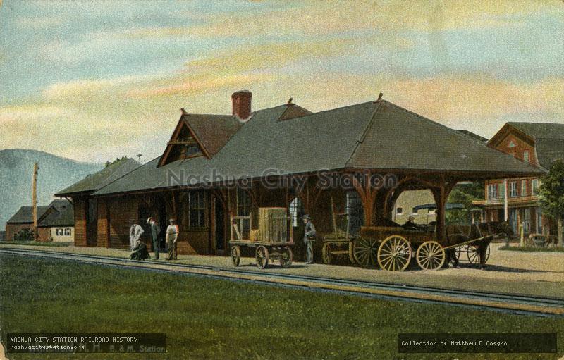 Postcard: Whitefield, New Hampshire.  Boston & Maine Station.